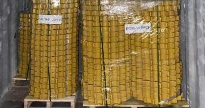 jacarta custombers exportam um contêiner para peças de material rodante de escavadeira e trator
